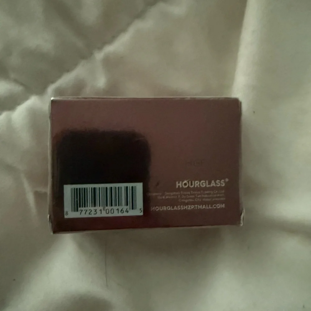 HOURGLASS Retractable Kabuki Brush NIB NWT Luxury Makeup Brush Travel